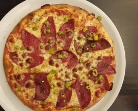 Pizzeria Uno in Springe Lecker Pizza
